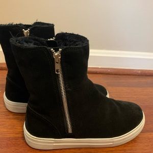 Steven madden ankle bootie sneakers